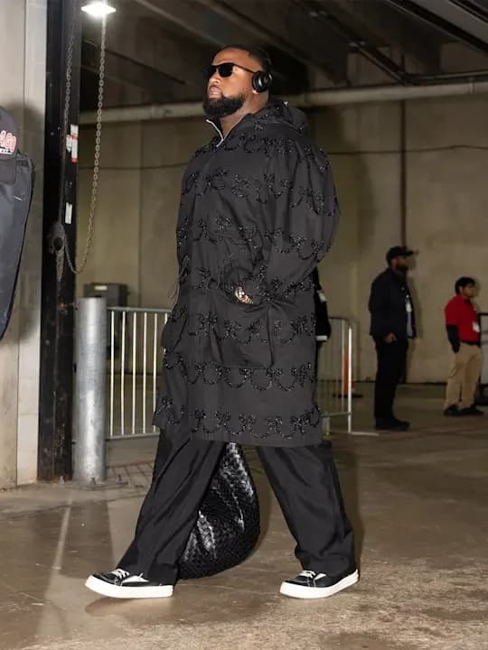 Kyler Gordon este liderul celor mai eleganți din NFL, iar Caleb Williams, Rashee Rice și C.J. Stroud impresionează prin stil și atitudine.