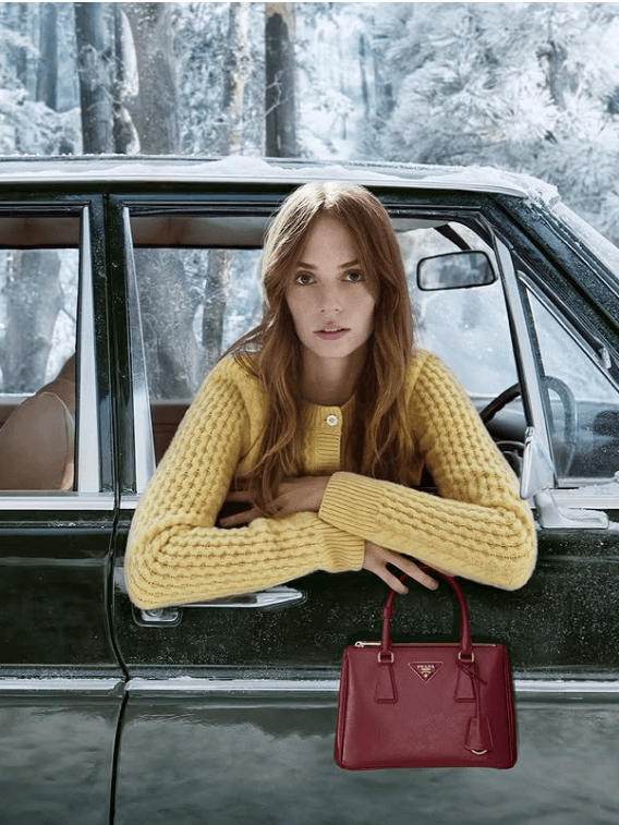 De la campania Cruise 2026 Valentino la poveștile festive Prada și colaborarea Adidas × Miaou — cele mai importante știri din modă.