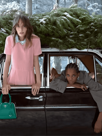 De la Prada la Burberry - campanii, colaborări și colecții care dau startul sezonului festiv 2025 în modă.
