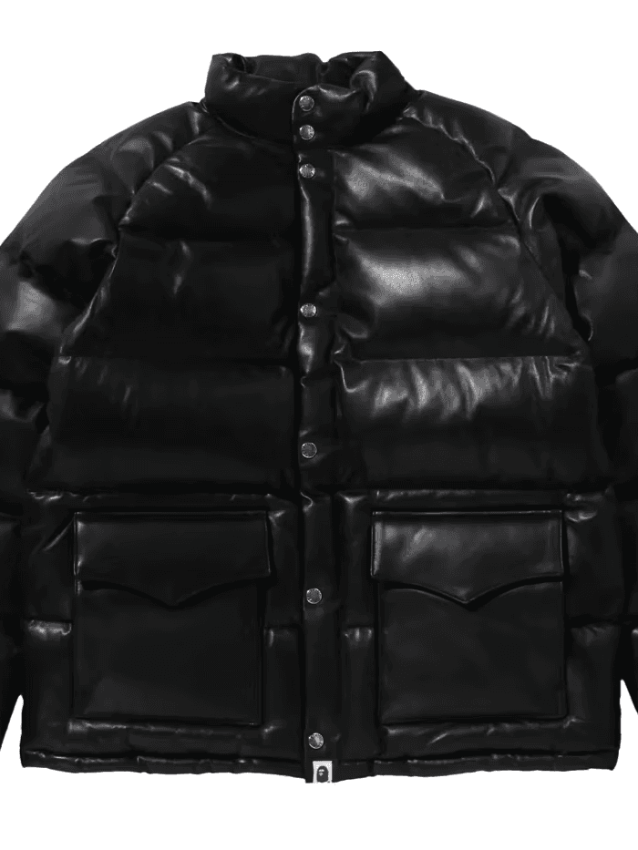 BAPE celebruje 25. rocznicę kurtki Leather Classic Down edycją limitowaną, skórą premium oraz detalami kolekcjonerskimi.