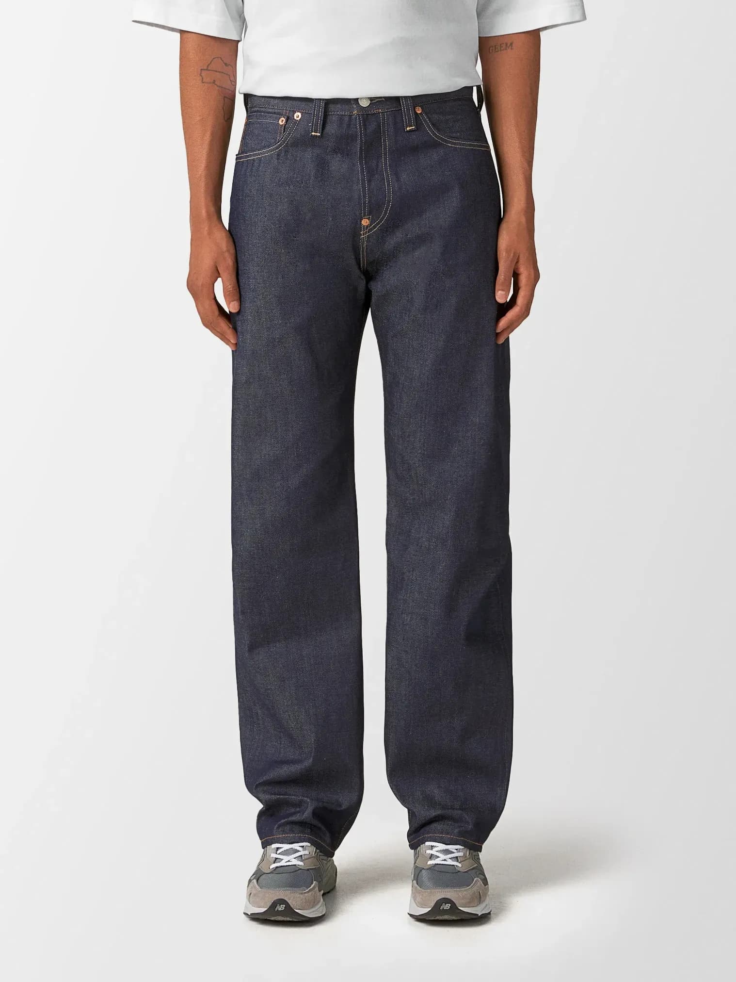 Levi’s Vintage Clothing представив лімітовані джинси 1937 501® Selvedge з архівним кроєм, японським денімом та автентичними деталями епохи.