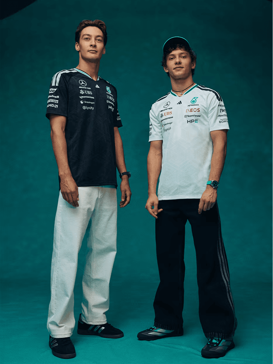 adidas представив офіційну командну екіпіровку Mercedes-AMG PETRONAS F1 на сезон 2026 з технологічним одягом і кросівками Ultraboost 5.