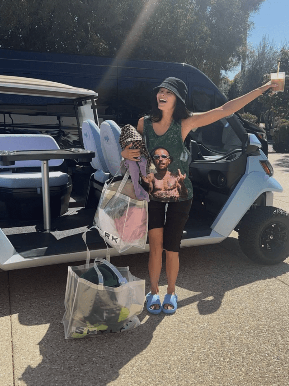 Модні тенденції знаменитостей на Coachella 2026: Кайлі Дженнер та Емма Робертс переосмислюють фестивальний стиль