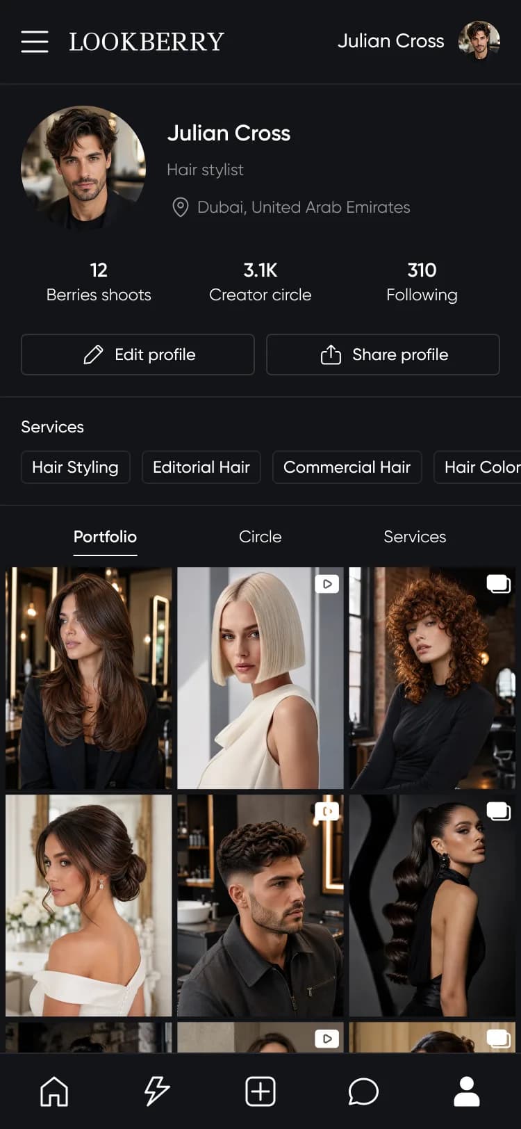 Portfolio professionale nel tema scuro dell’app