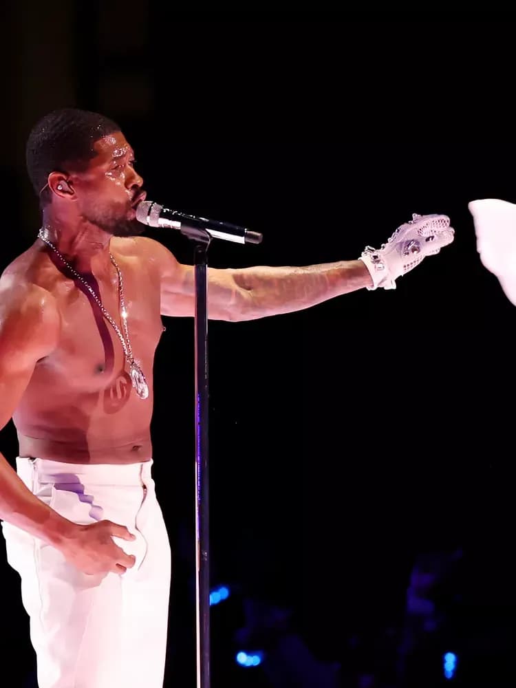 Usher Dazzles with Over 394,000 Crystals in Super Bowl Halftime Performance