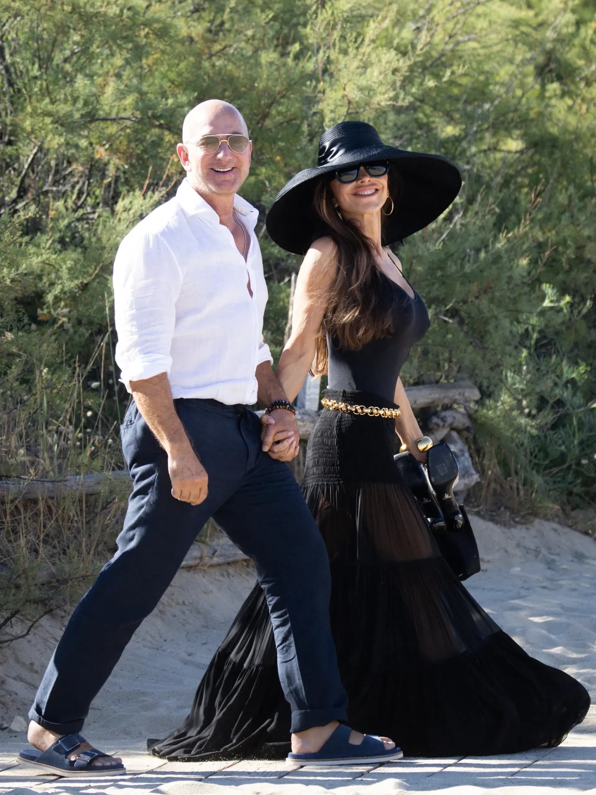 Lauren Sánchez Bezos shifts between beach-goth drama and vibrant vintage glamour on her Saint-Tropez Euro-summer tour.