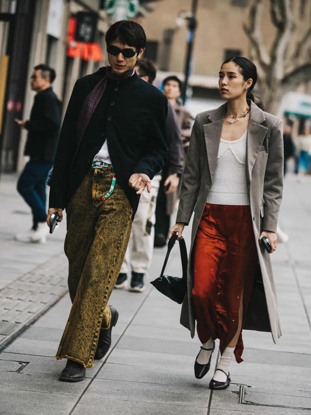 September’s fashion fair marathon spans Shanghai, Tokyo, Madrid, Milan, and Paris, spotlighting sourcing, design, and retail trends worldwide.