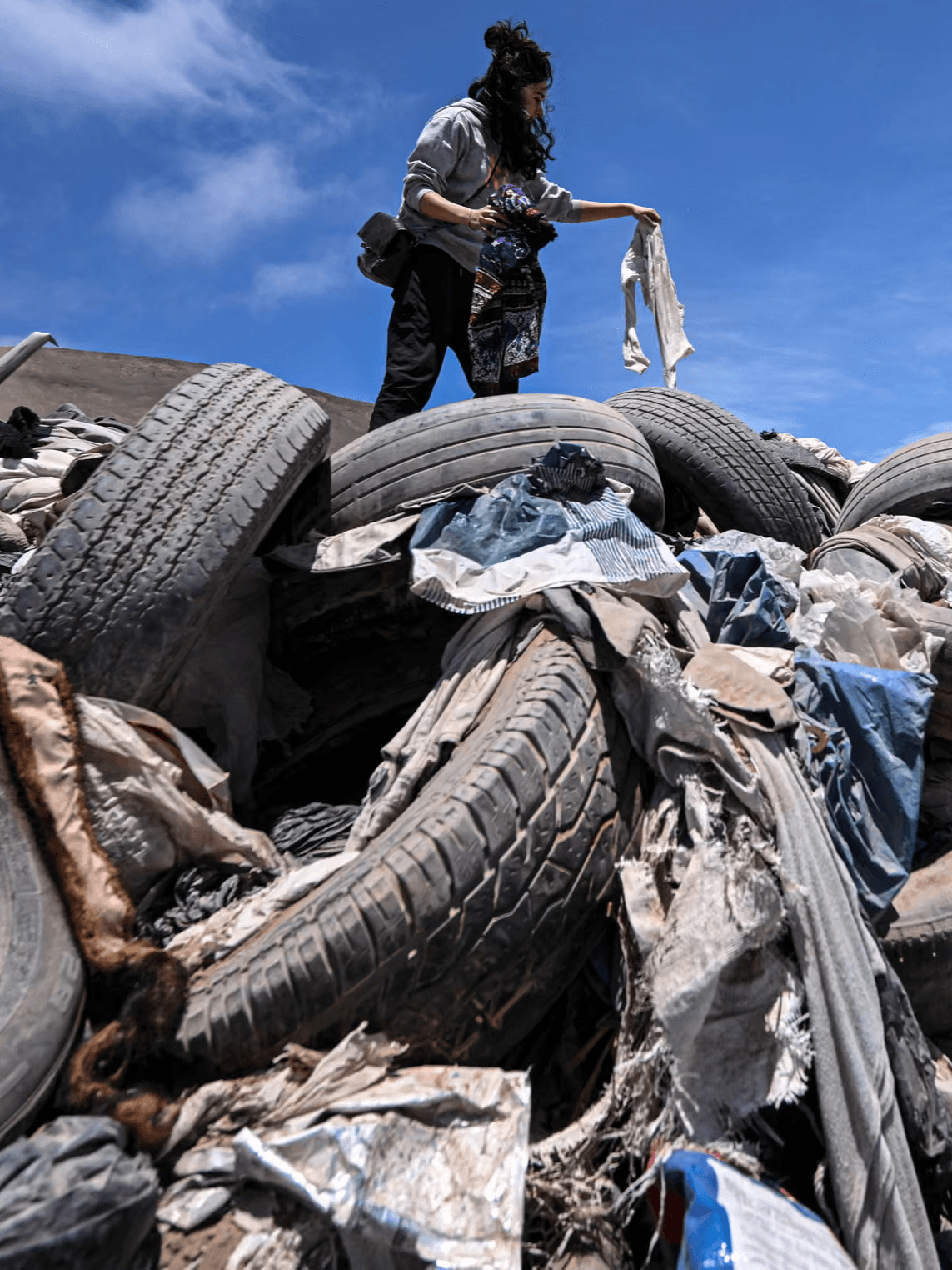 Chile adds textiles to producer-responsibility law to clean up Atacama’s clothing dumps and promote a circular fashion economy.
