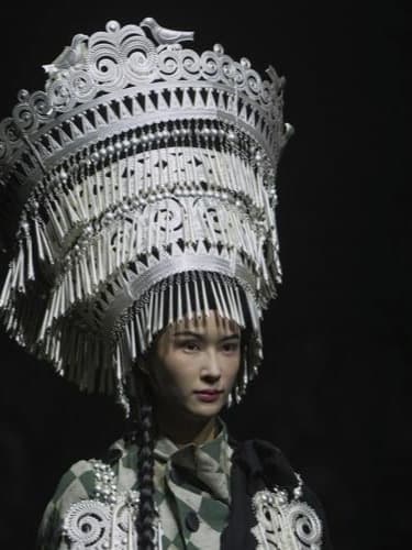 Discover the highlights of China Fashion Week 2025, featuring innovative autumn collections that blend tradition with modernity.