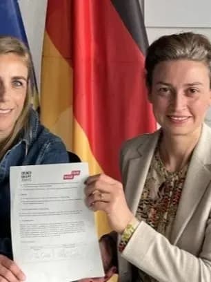 Fair Wear and Green Button signed a joint declaration to advance human rights & environmental due diligence in the textile industry, ensuring accountability.