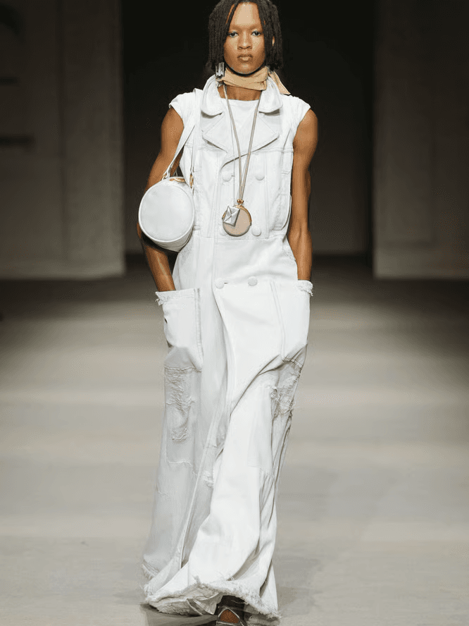 Stuart Vevers presents Coach’s fresh take on street style at New York Fashion Week, blending nostalgia, bold silhouettes, and American spirit.