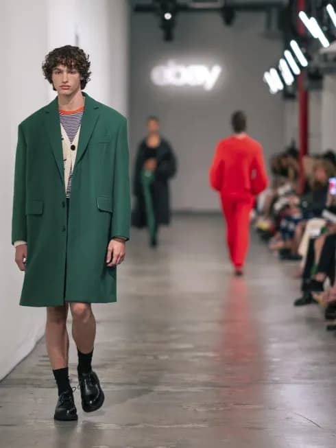 eBay is bringing sustainable fashion into the spotlight with livestream resale events, making secondhand shopping stylish, social, and eco-friendly.