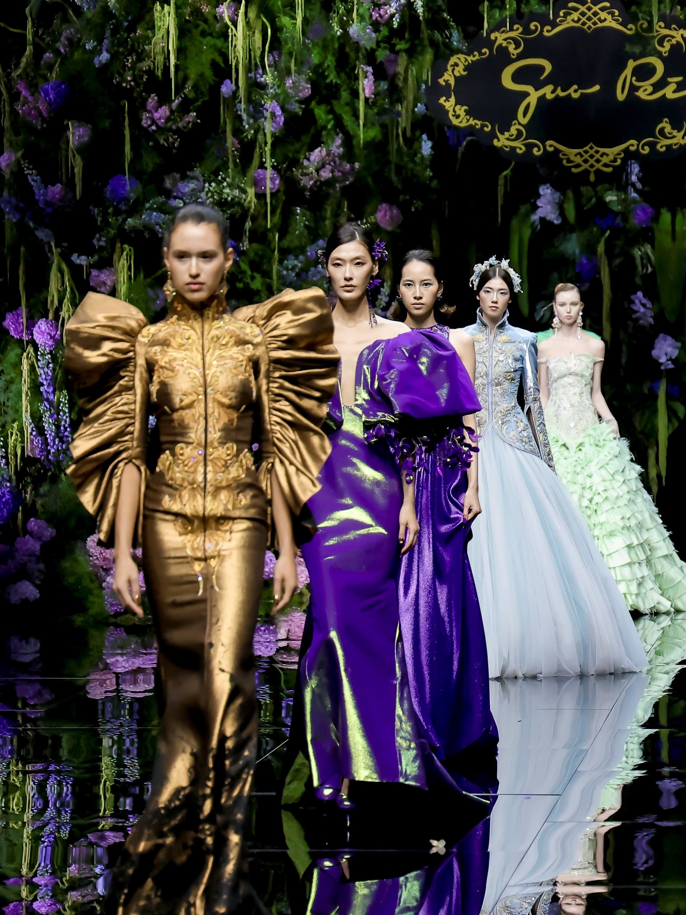 Beijing Fashion Week SS2026 set records: 150 events at landmarks, 300 brands and 150 designers blending culture, craft and innovation.