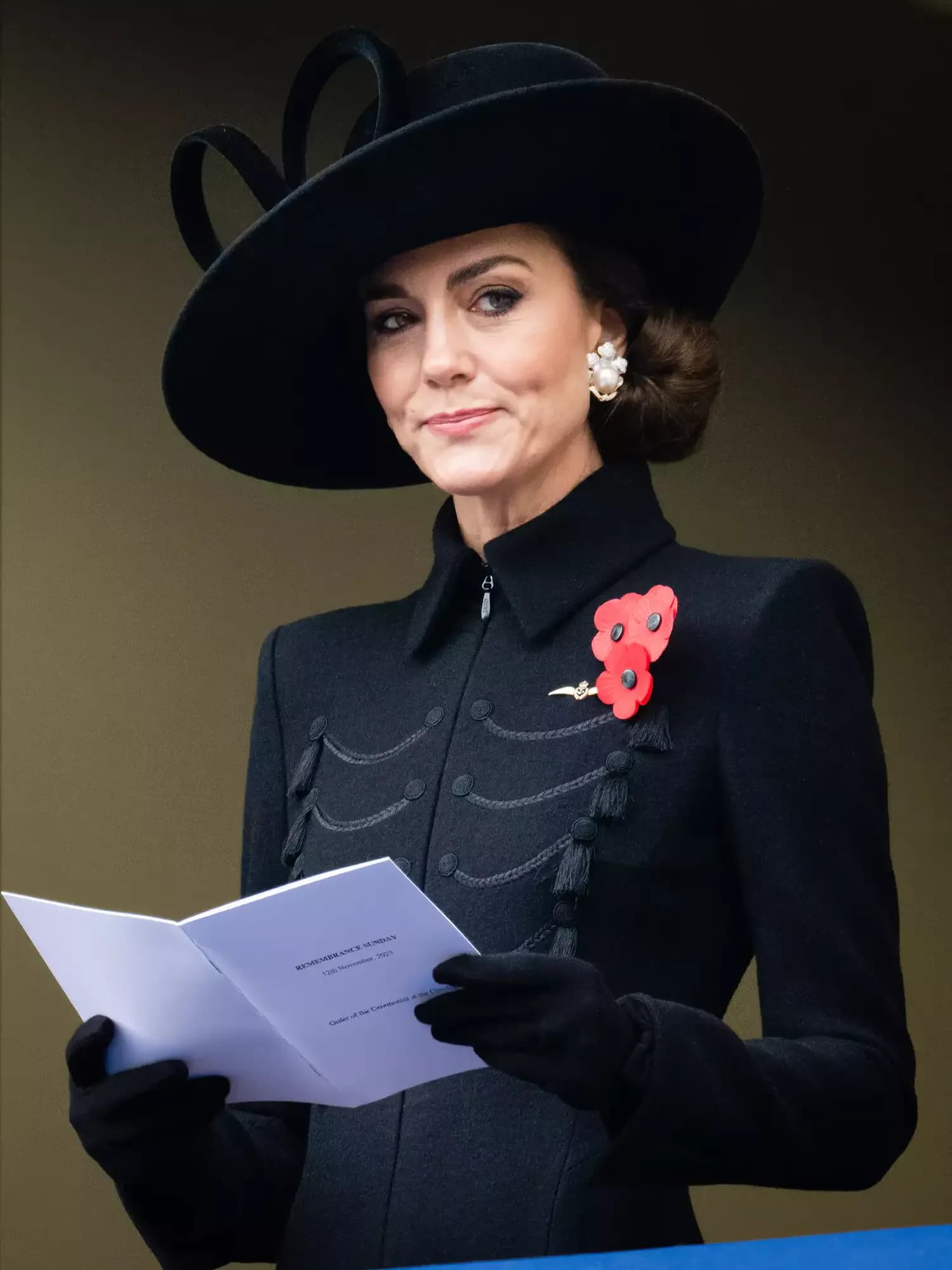 Kate Middleton Honors Queen Elizabeth with Elegant New Pearl Earrings