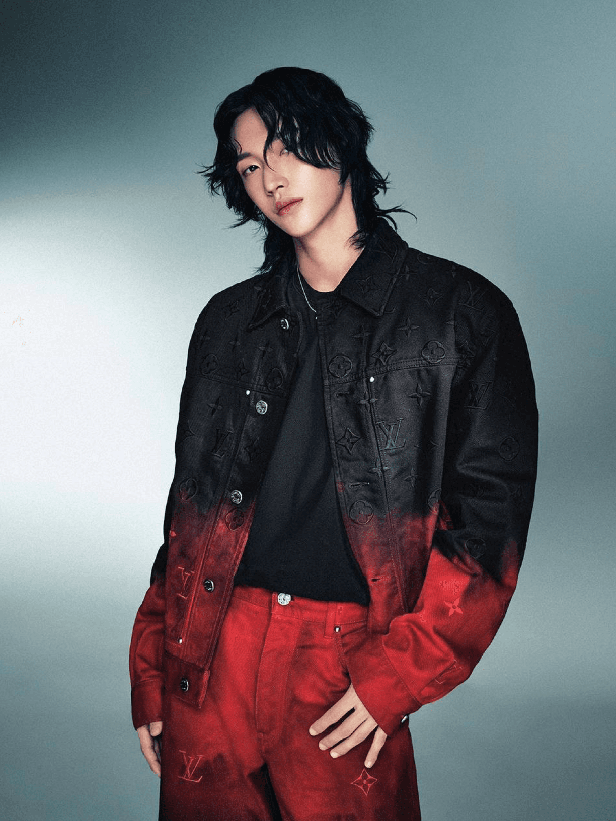 The group RIIZE debuted in September 2023, but in this short period it has already gained popularity. In addition, the singers formed their own musical direction - “emotional pop”. Louis Vuitton has not disclosed details of the collaboration, but it is likely that the group will represent the French house at key events and display its images during public appearances.